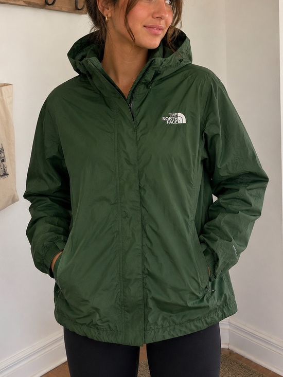 The North Face Jackets & Blazers - The North Face Women's Dark Green Hooded Ski Jacket
